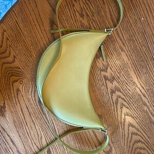 Madewell essential convertible crossbody bag in leather